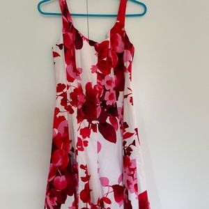 Nine West Red and Pink Floral Fit and Flare Dress Size 2 🌷🌺🌷